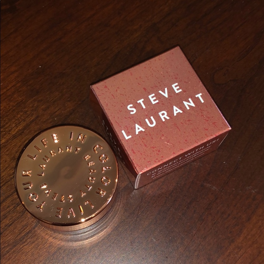 Steve Laurant lip gloss